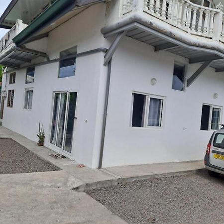 Ferienwohnung Manate hebergement Faaa Exterior foto
